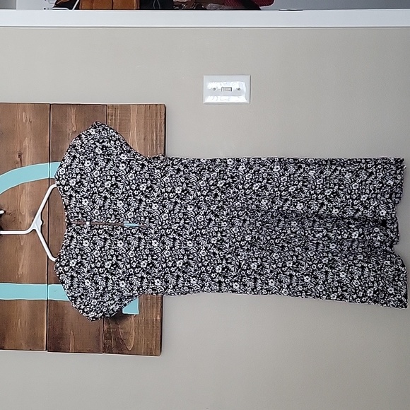 Abercrombie & Fitch Dress with Pockets Size Medium - Picture 4 of 8